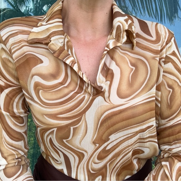 Charlotte Russe Y2K does 70s Brown mesh top - Picture 4 of 8